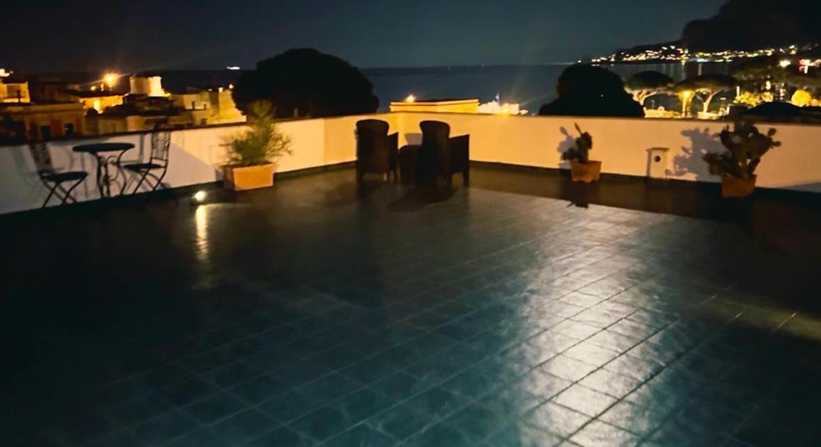 Mongibello Rooftop Mondello Eksteriør billede